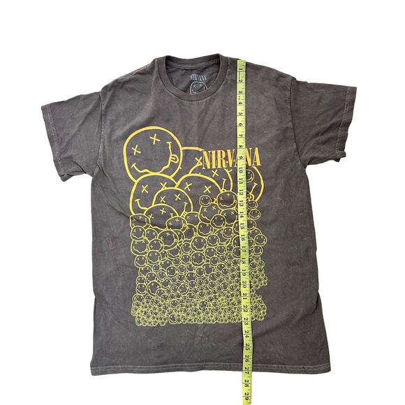 Nirvana Graphic Print 90s Band Short Sleeve Faded T-Shirt Olive Green Sz Medium - Picture 6 of 7